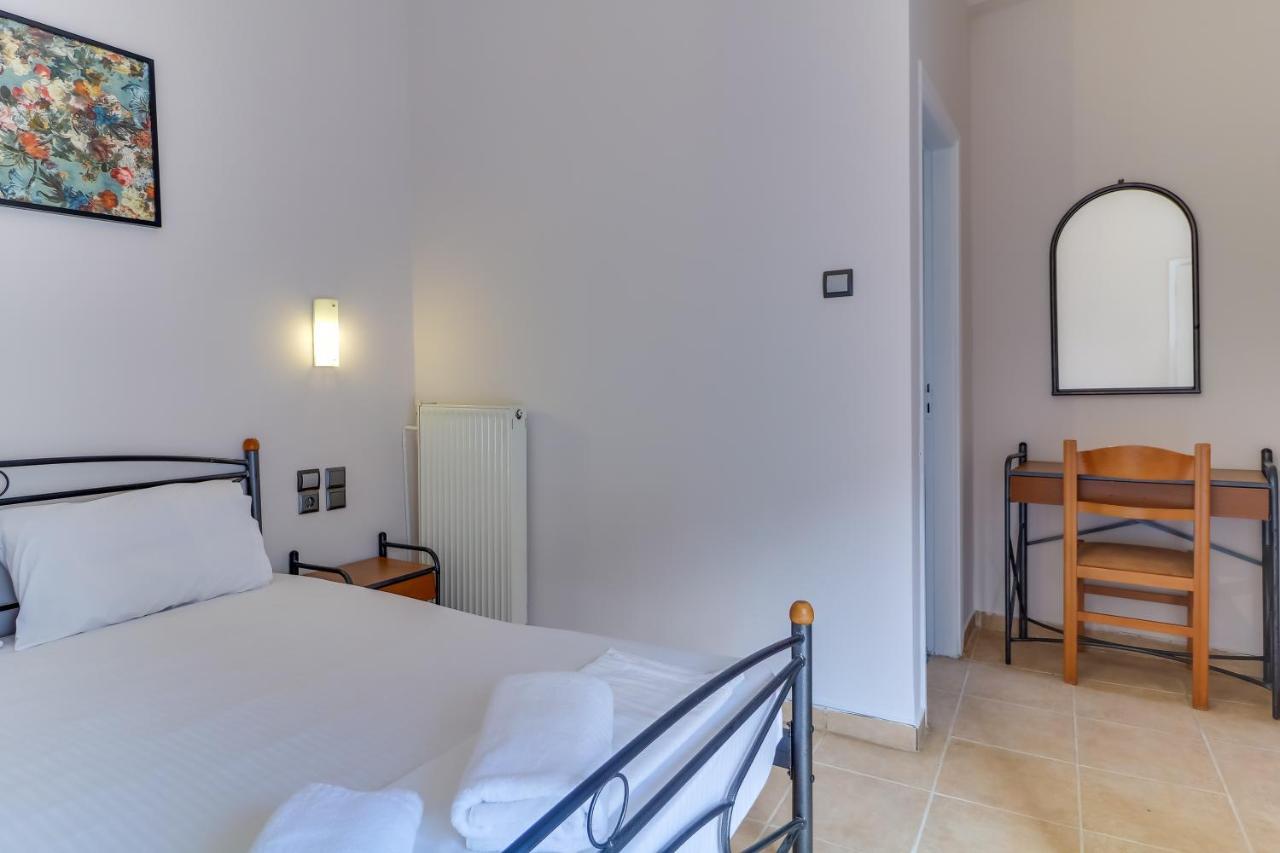 Hoteleros Dionysos Athens Athén Kültér fotó